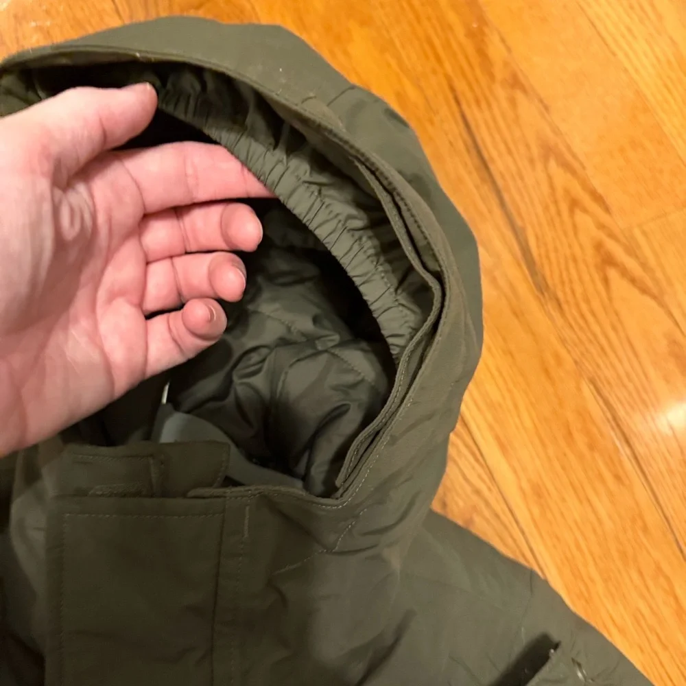The North Face Olive Hooded Parka - Picture 4 of 7